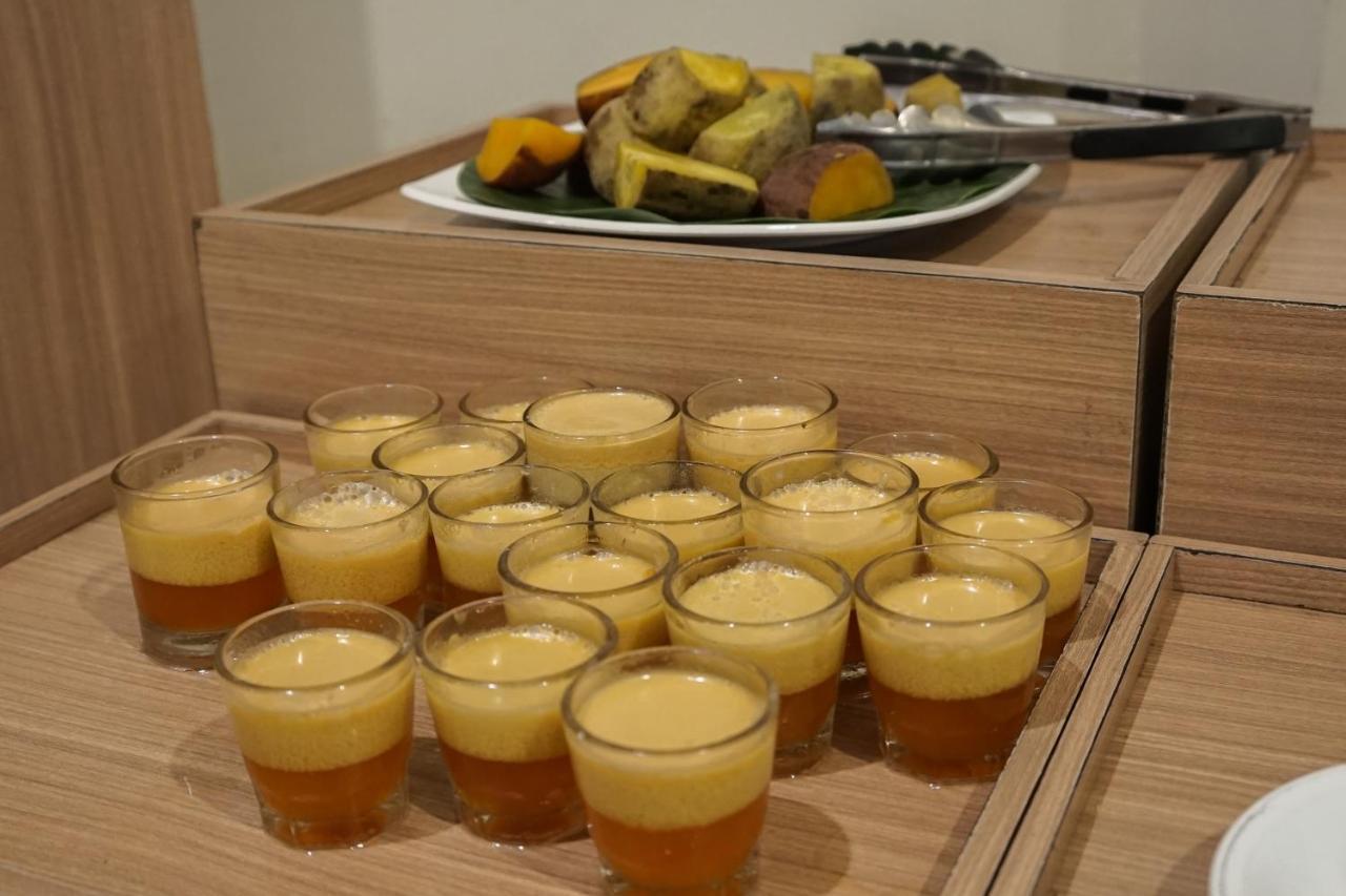苏波莫索夫严酒店 雅加达 外观 照片